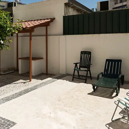 Ideal 3 * ליסבון