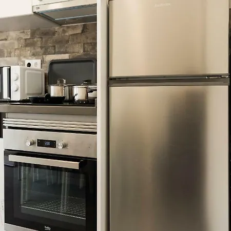 Ideal 3 Apartament *