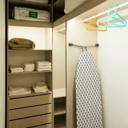 Ideal 3 * Lisbon