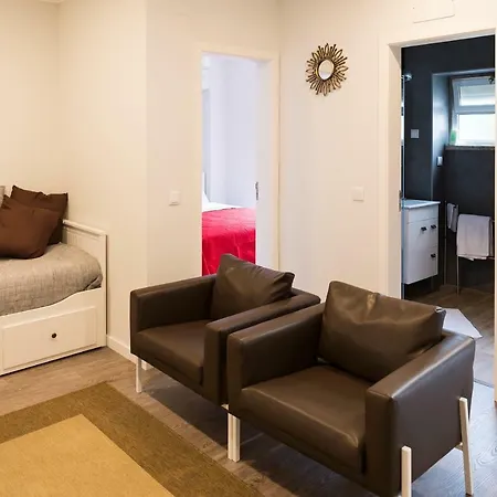 Ideal 3 Apartment *